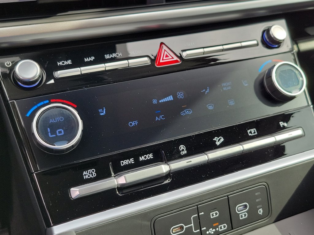 Thumbnail: 2027 Hyundai Santa Fe - 21