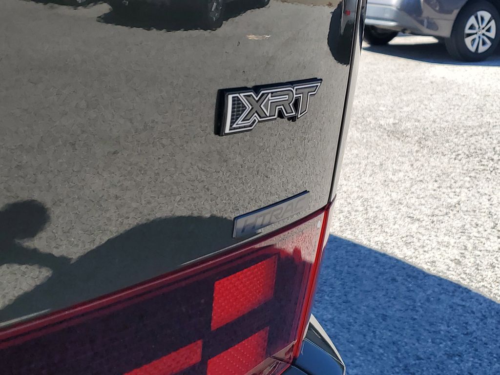 Thumbnail: 2025 Hyundai Santa Fe - 4