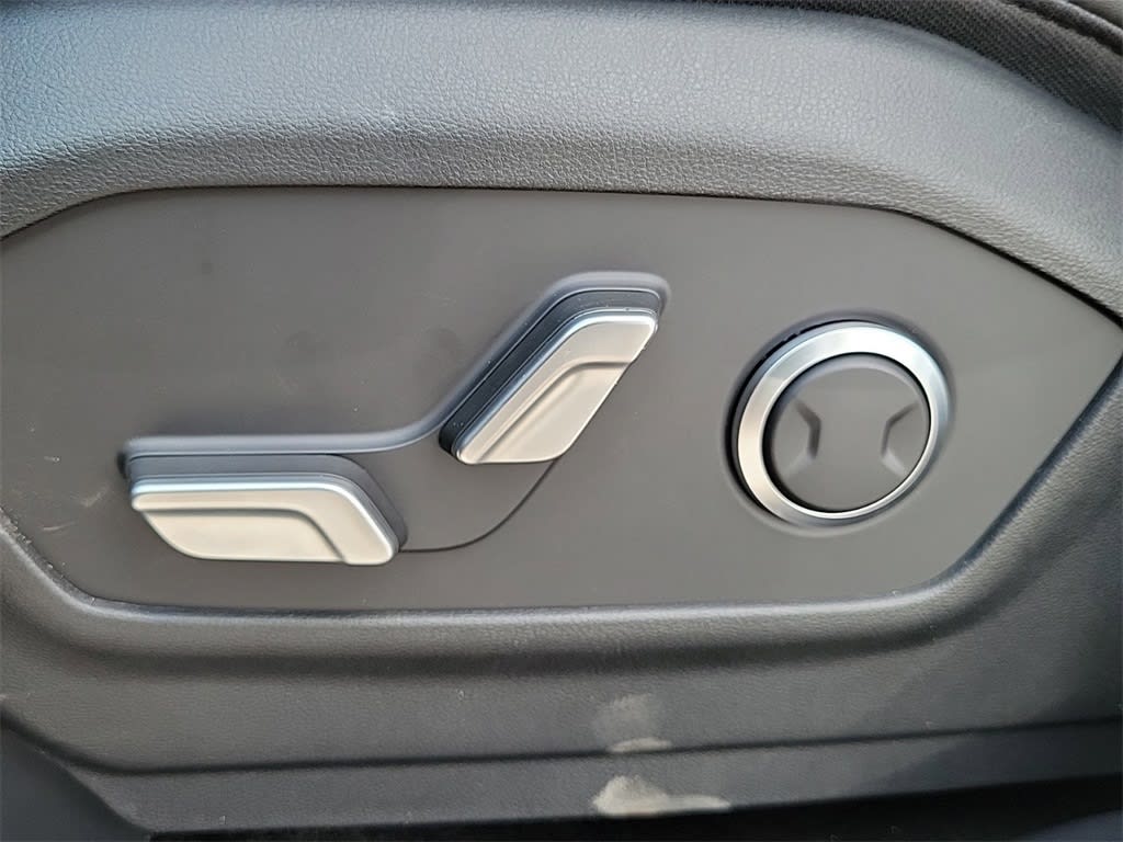 Thumbnail: 2025 Hyundai Santa Fe - 20