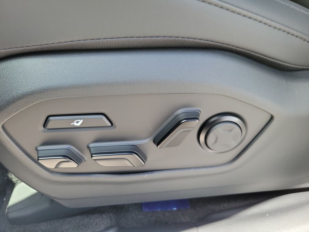 Thumbnail: 2027 Hyundai Santa Fe - 27
