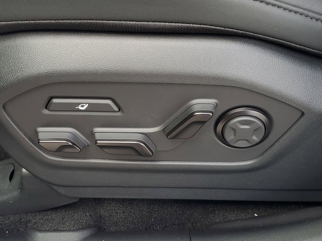 Thumbnail: 2026 Hyundai Santa Fe - 27