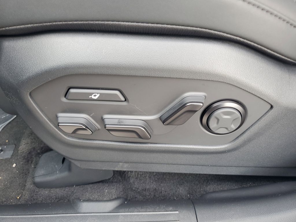 Thumbnail: 2026 Hyundai Santa Fe - 26