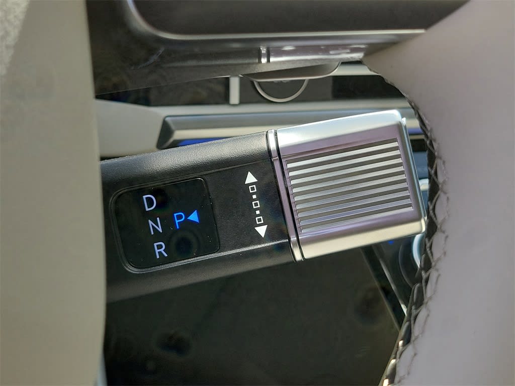 Thumbnail: 2025 Hyundai Santa Fe - 32