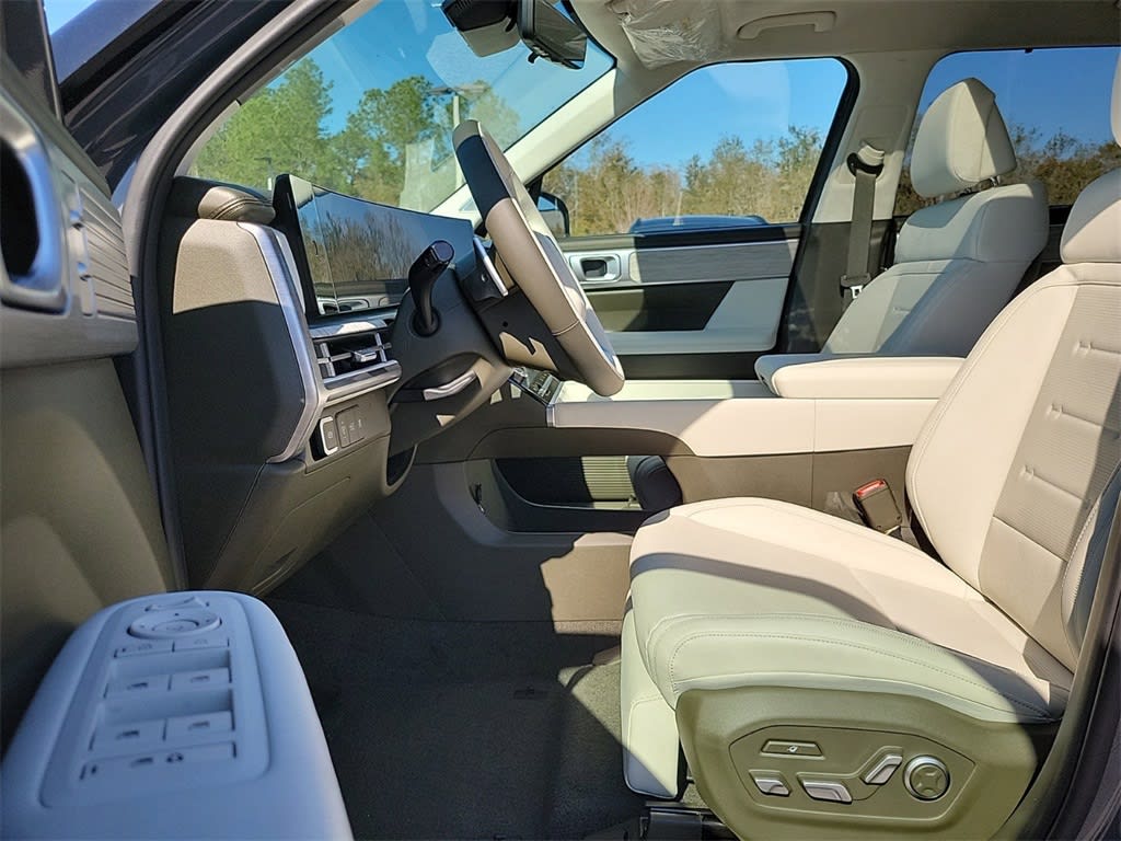 Thumbnail: 2025 Hyundai Santa Fe - 7