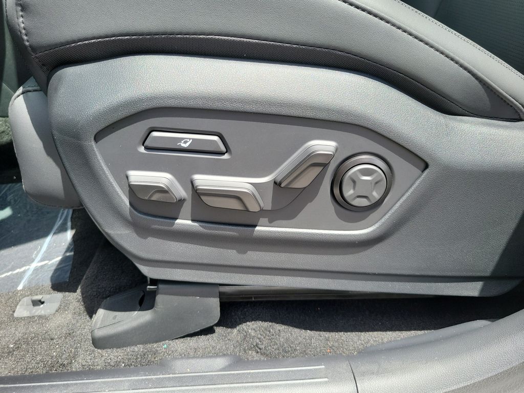 Thumbnail: 2026 Hyundai Santa Fe - 25