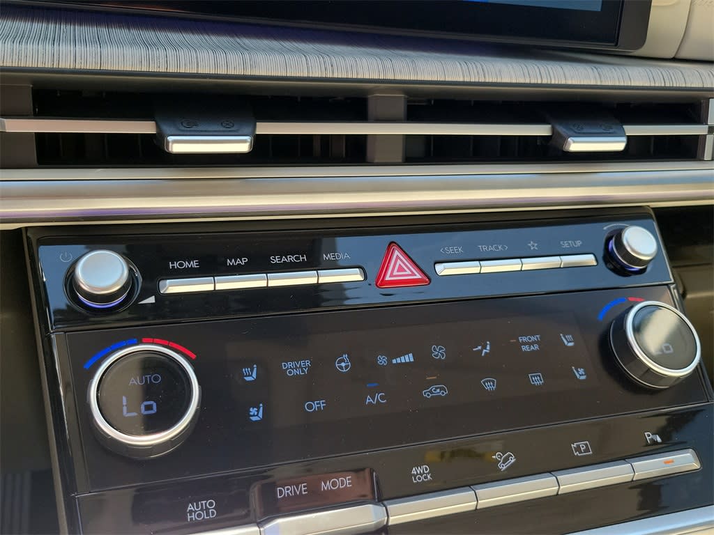Thumbnail: 2025 Hyundai Santa Fe - 28