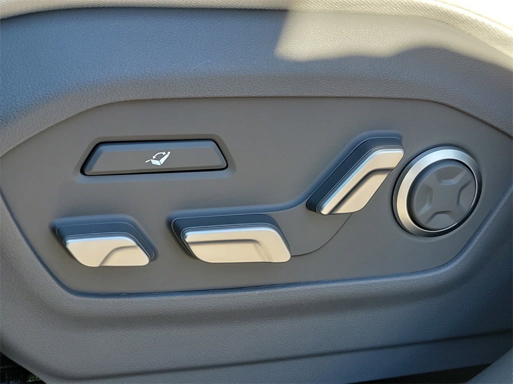 2025 Hyundai Santa Fe Calligraphy 23