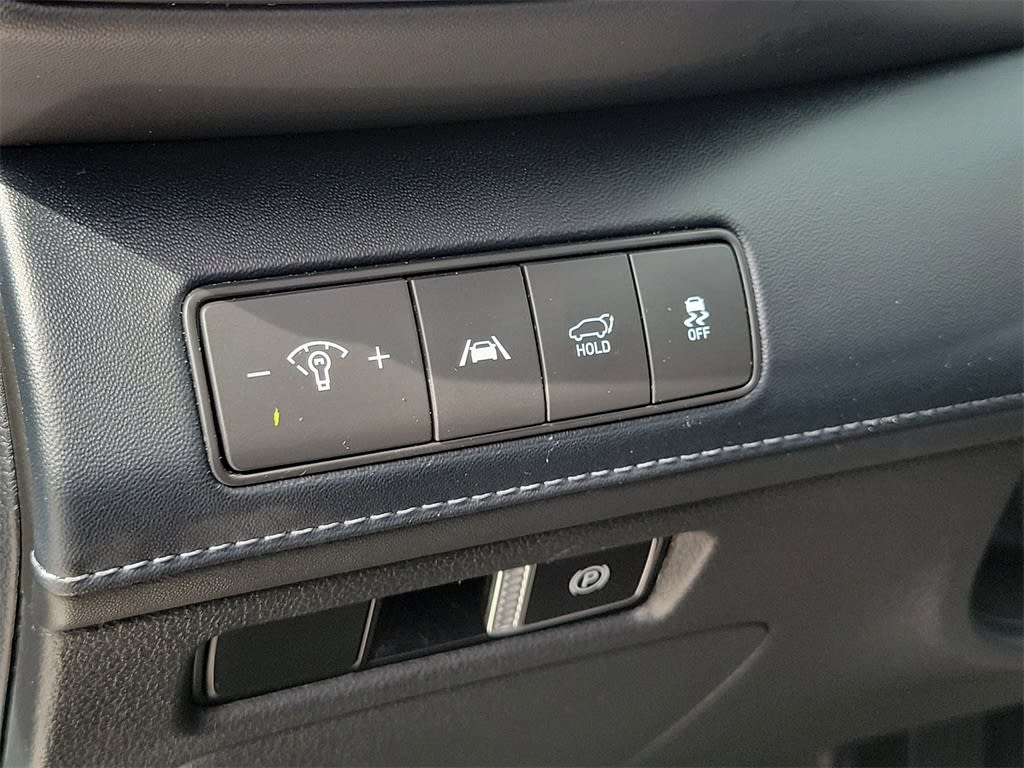 Thumbnail: 2022 Hyundai Santa Fe - 25