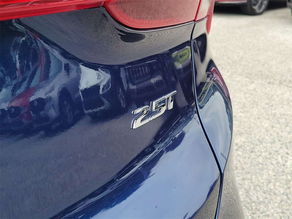 Thumbnail: 2022 Hyundai Santa Fe - 19