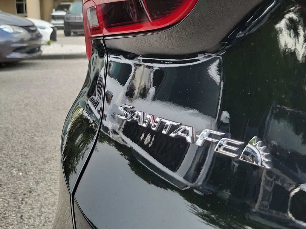 Thumbnail: 2023 Hyundai Santa Fe - 18