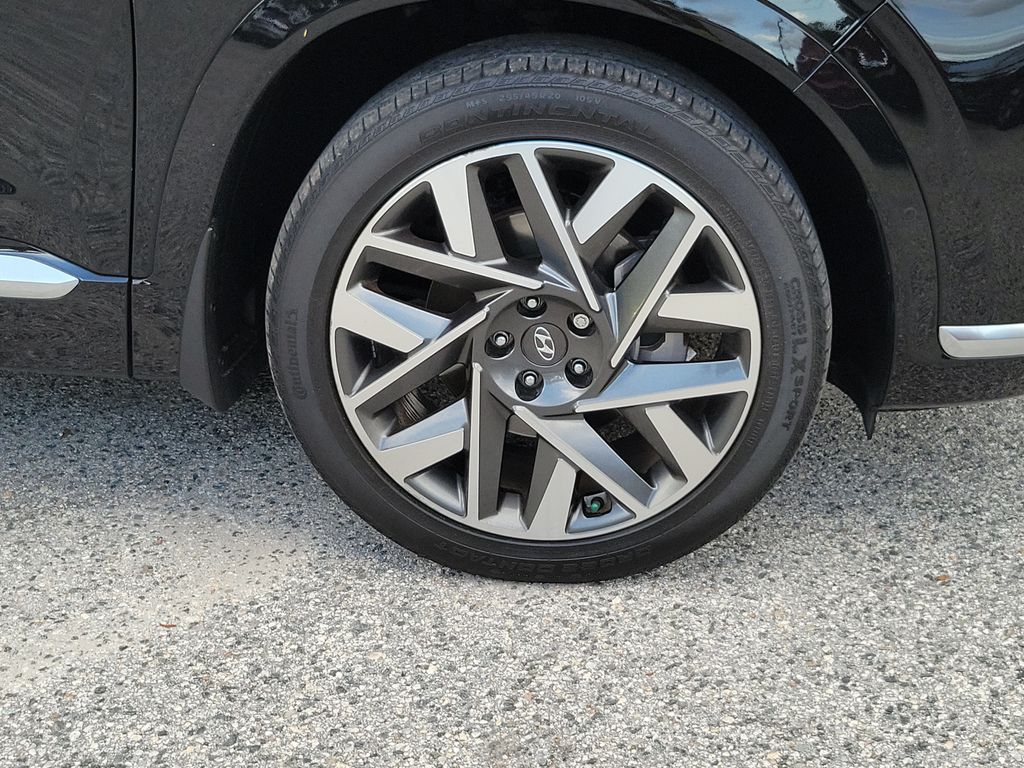 Thumbnail: 2023 Hyundai Santa Fe - 5