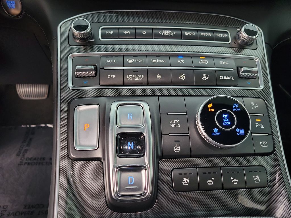 Thumbnail: 2023 Hyundai Santa Fe - 24
