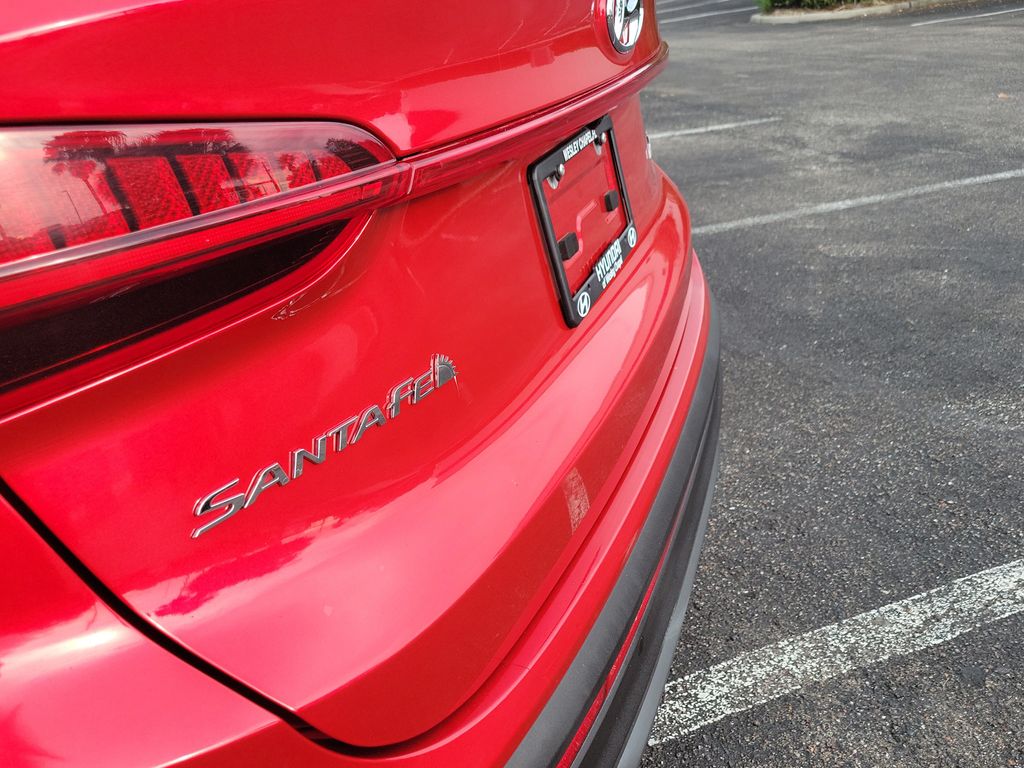 Thumbnail: 2023 Hyundai Santa Fe - 17