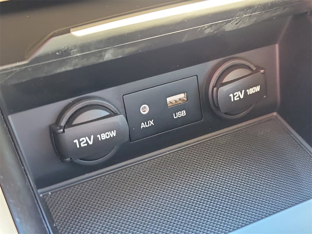 Thumbnail: 2017 Hyundai Elantra - 28