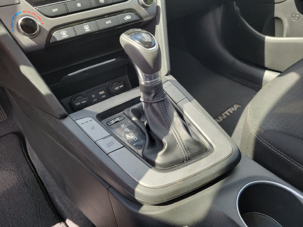 Thumbnail: 2017 Hyundai Elantra - 14