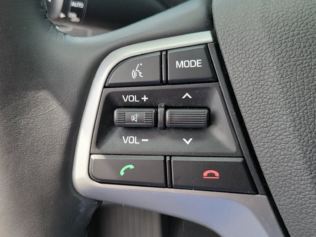 Thumbnail: 2017 Hyundai Elantra - 33