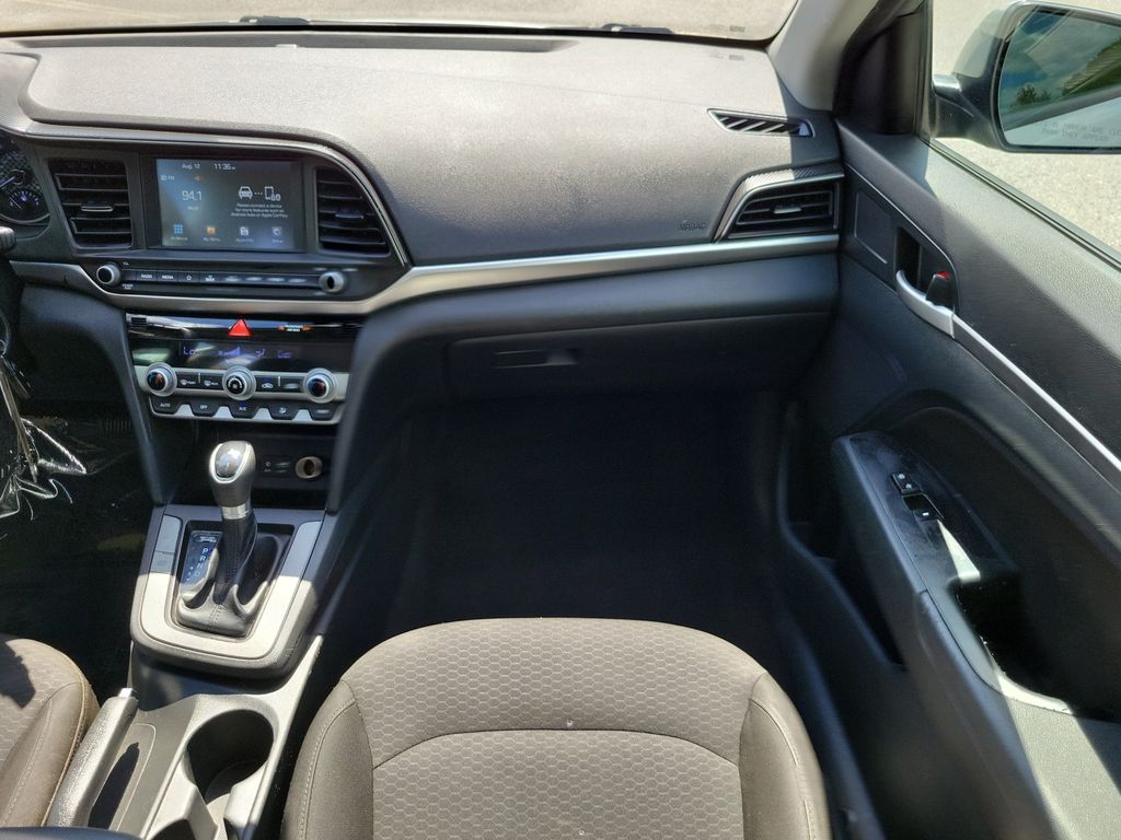 Thumbnail: 2020 Hyundai Elantra - 6