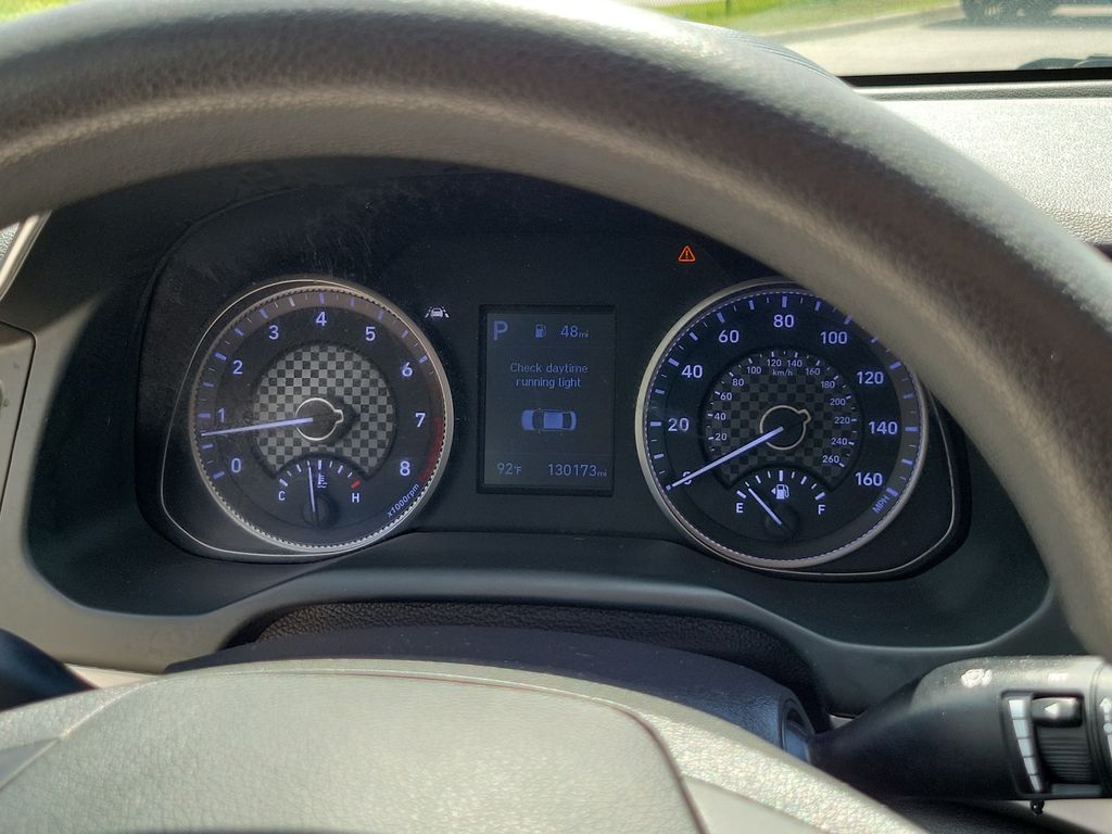 Thumbnail: 2020 Hyundai Elantra - 12