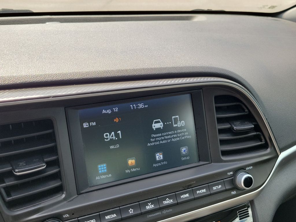 Thumbnail: 2020 Hyundai Elantra - 26