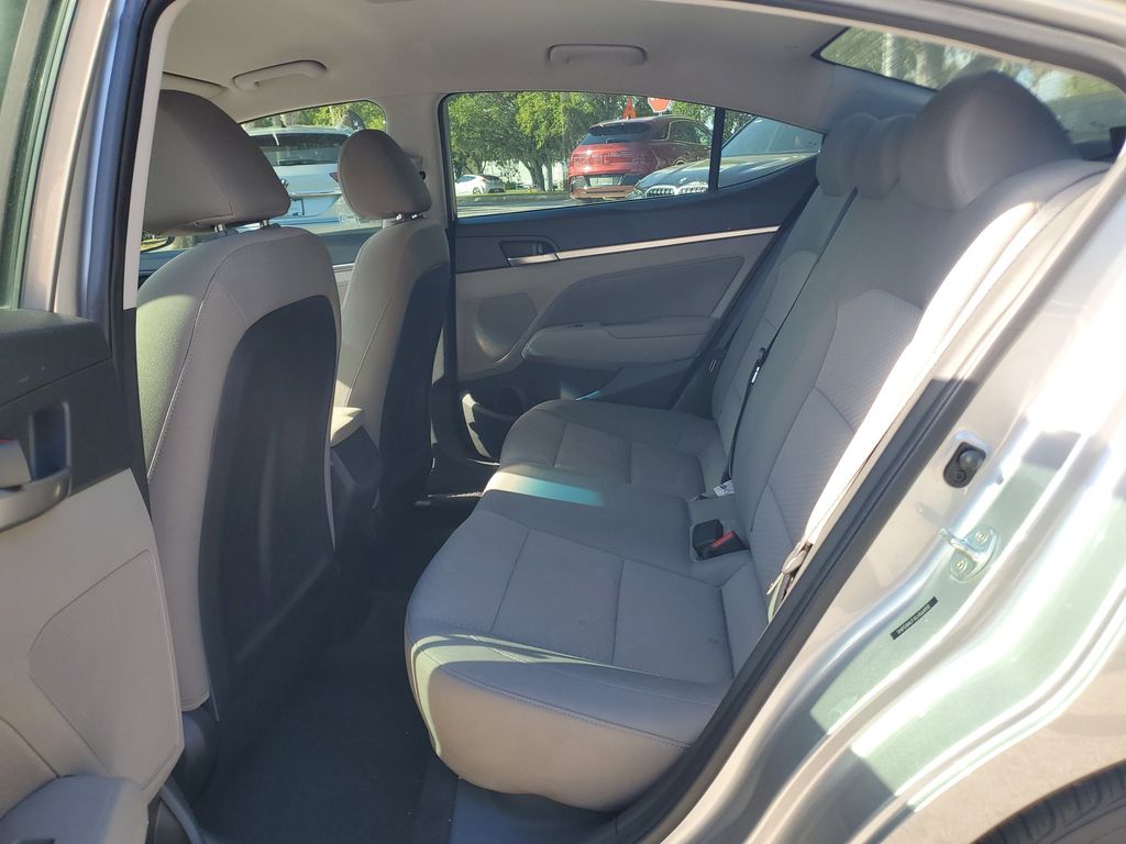 Thumbnail: 2020 Hyundai Elantra - 8