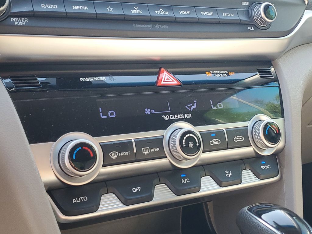 Thumbnail: 2020 Hyundai Elantra - 27