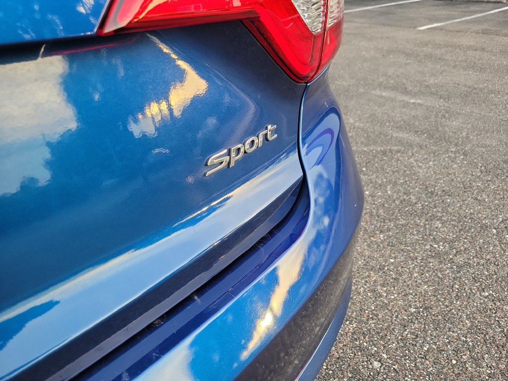 Thumbnail: 2017 Hyundai Sonata - 4