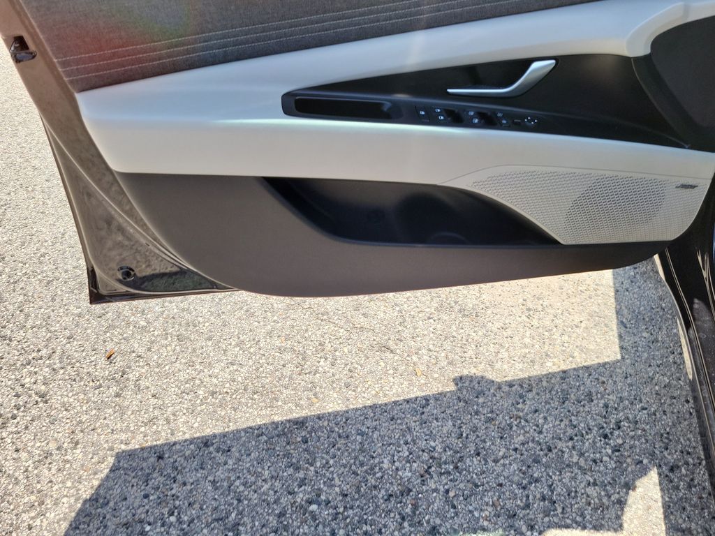 Thumbnail: 2023 Hyundai Elantra - 21