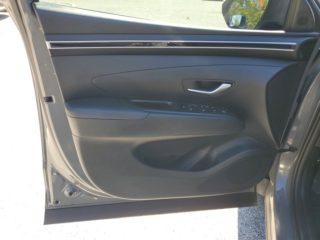 Thumbnail: 2024 Hyundai Santa Cruz - 20