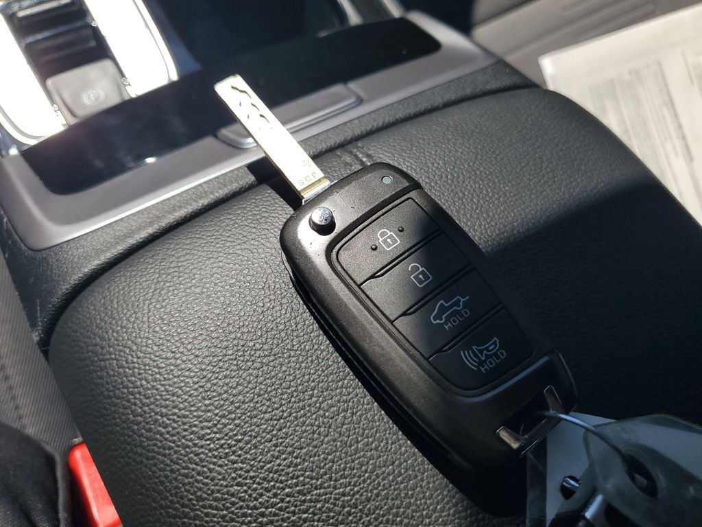 Thumbnail: 2024 Hyundai Santa Cruz - 15