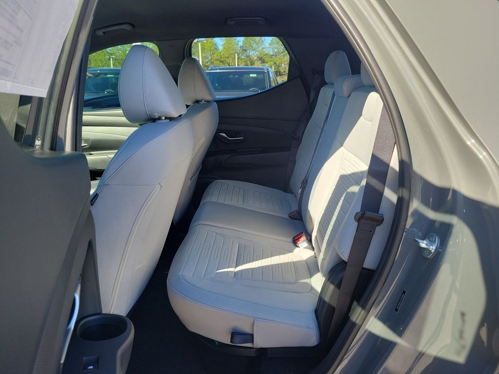 Thumbnail: 2026 Hyundai Santa Cruz - 10