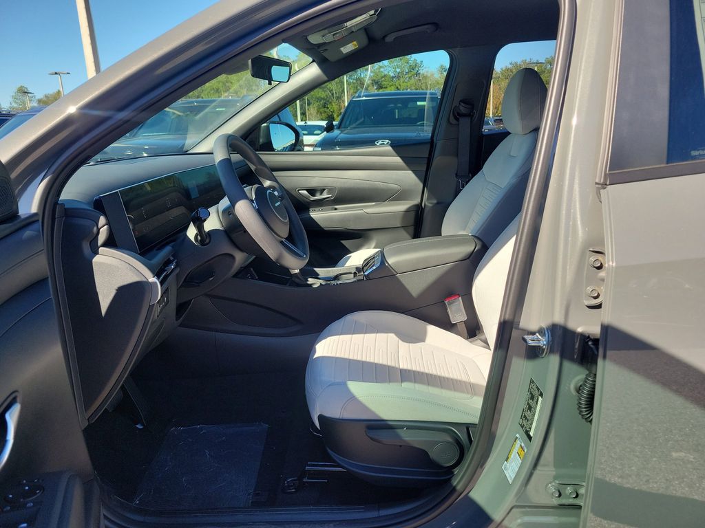 Thumbnail: 2026 Hyundai Santa Cruz - 9