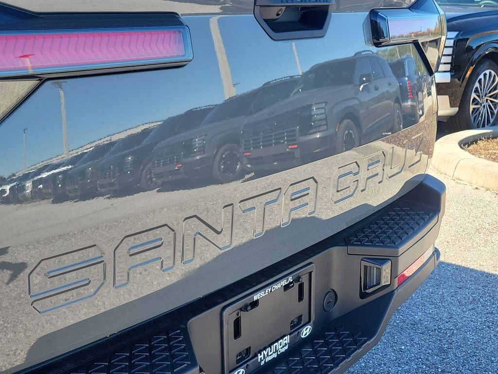 Thumbnail: 2026 Hyundai Santa Cruz - 18