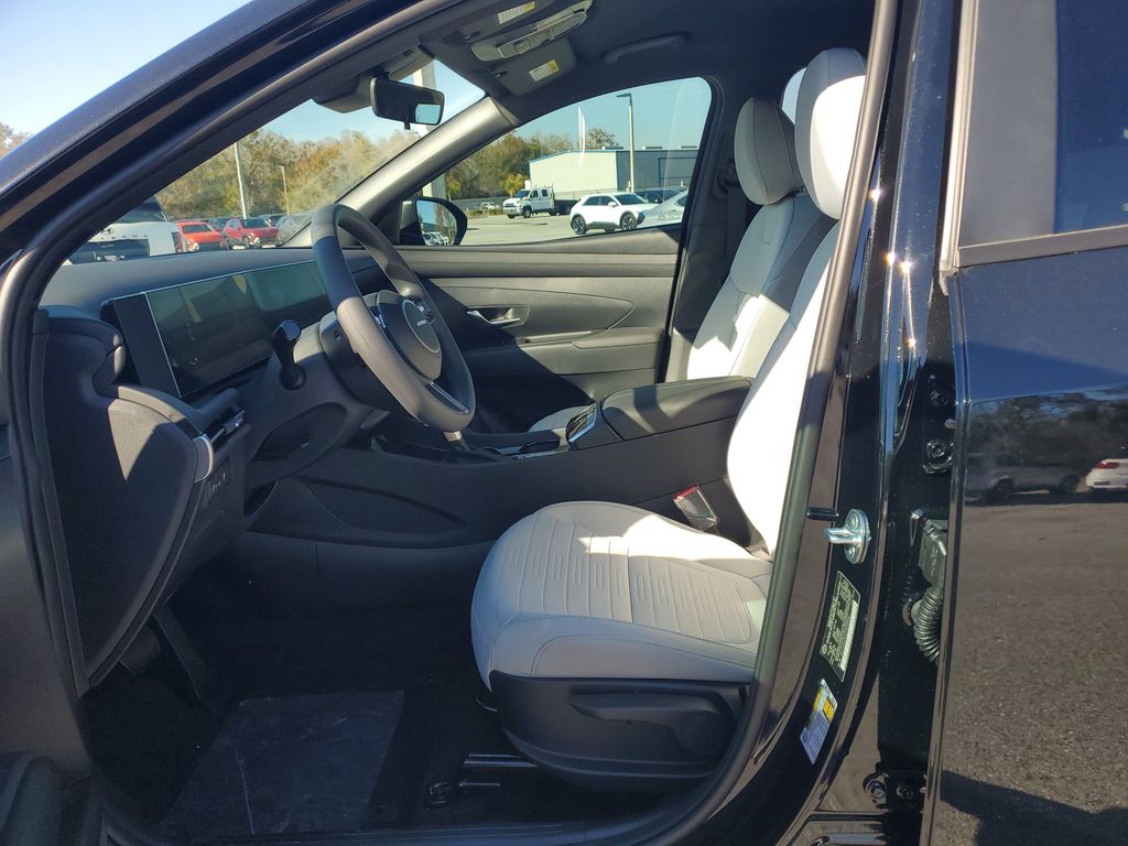 Thumbnail: 2026 Hyundai Santa Cruz - 10