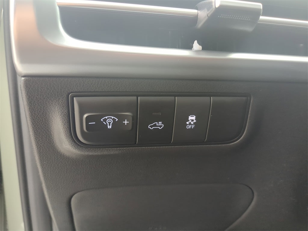 Thumbnail: 2025 Hyundai Santa Cruz - 18