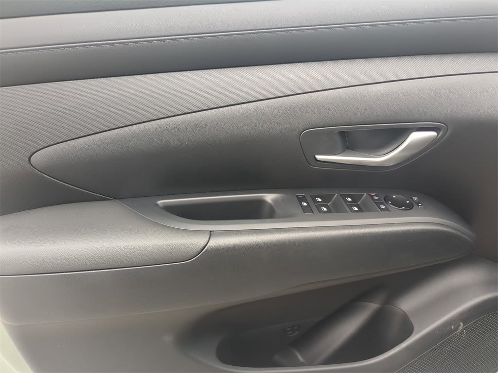 Thumbnail: 2025 Hyundai Santa Cruz - 16