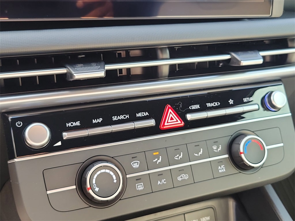 Thumbnail: 2025 Hyundai Santa Cruz - 26