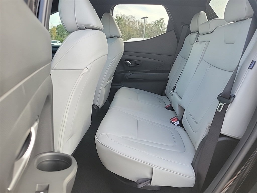 2025 Hyundai Santa Cruz SEL 7