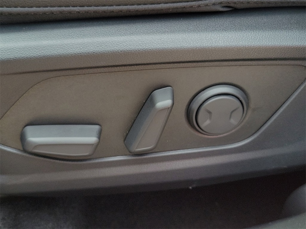 Thumbnail: 2025 Hyundai Santa Cruz - 24