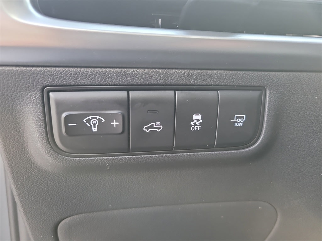 Thumbnail: 2025 Hyundai Santa Cruz - 23