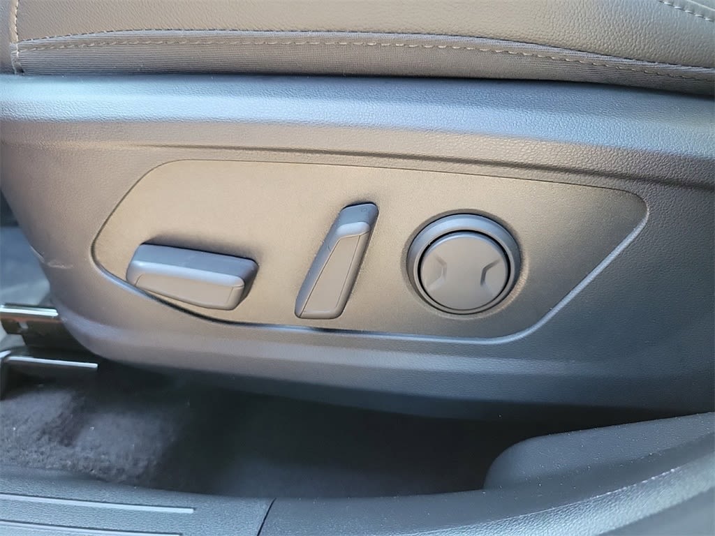 2025 Hyundai Santa Cruz XRT 22