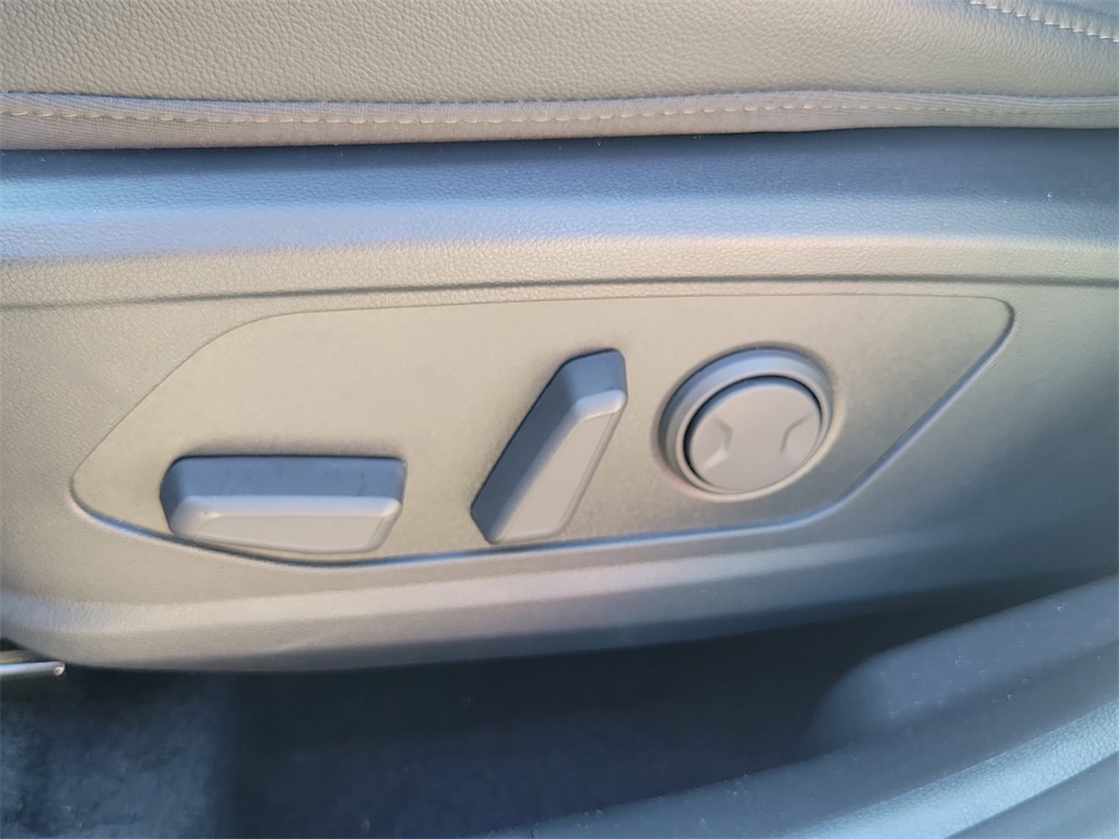 Thumbnail: 2025 Hyundai Santa Cruz - 23