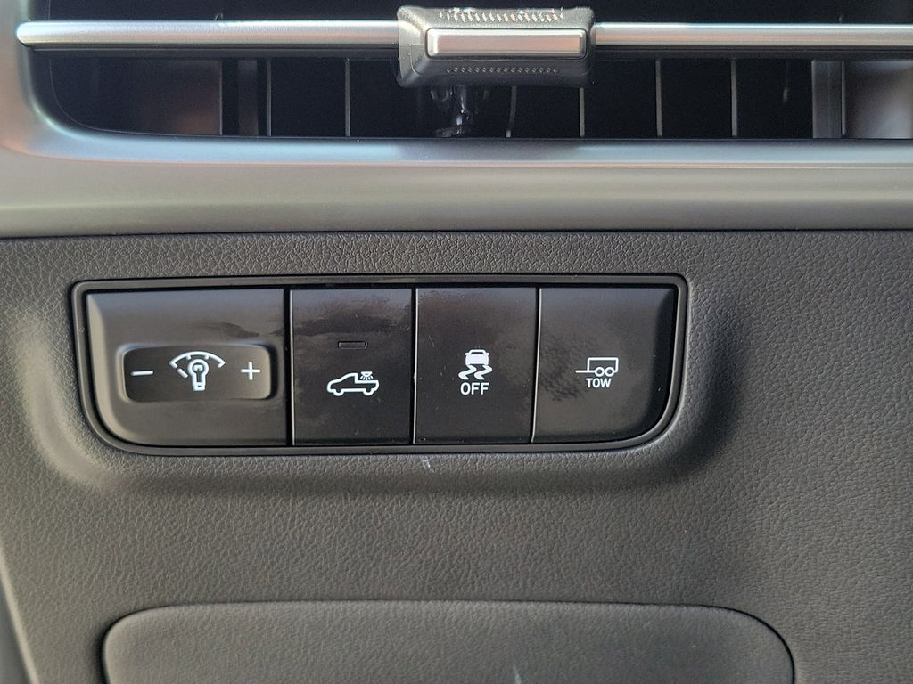 Thumbnail: 2026 Hyundai Santa Cruz - 26