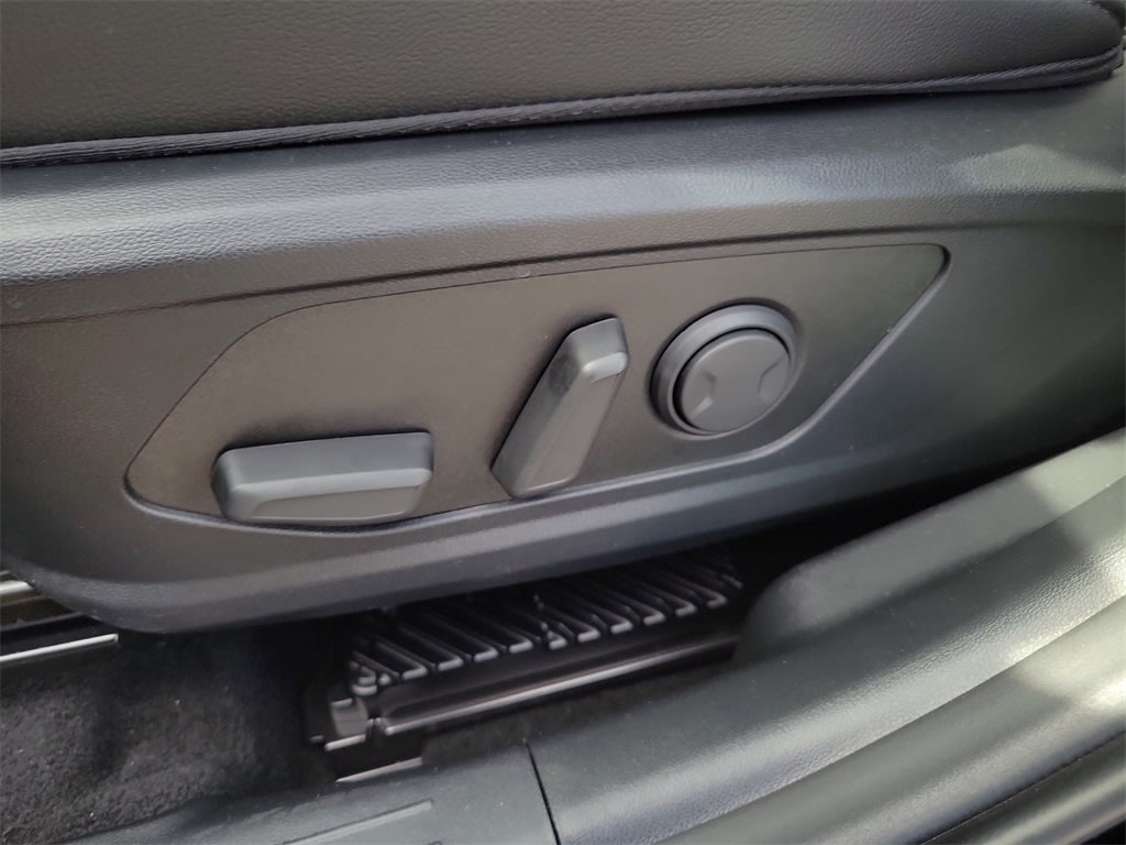 Thumbnail: 2025 Hyundai Santa Cruz - 26