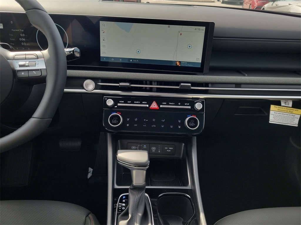 Thumbnail: 2025 Hyundai Santa Cruz - 12