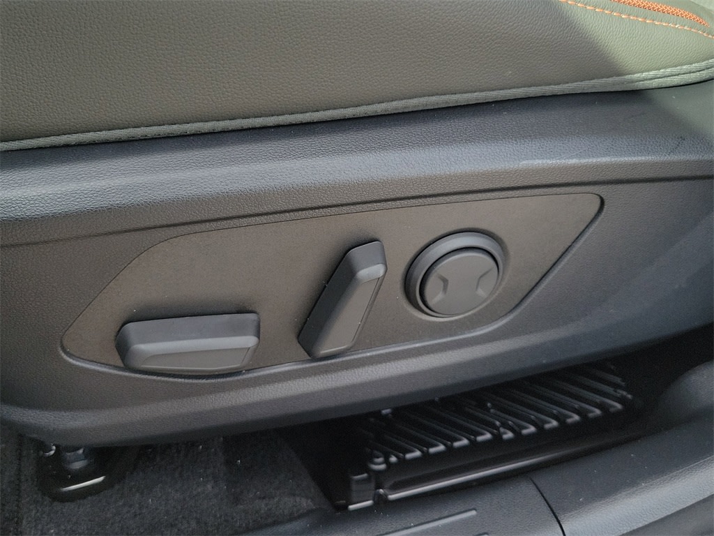 Thumbnail: 2025 Hyundai Santa Cruz - 24