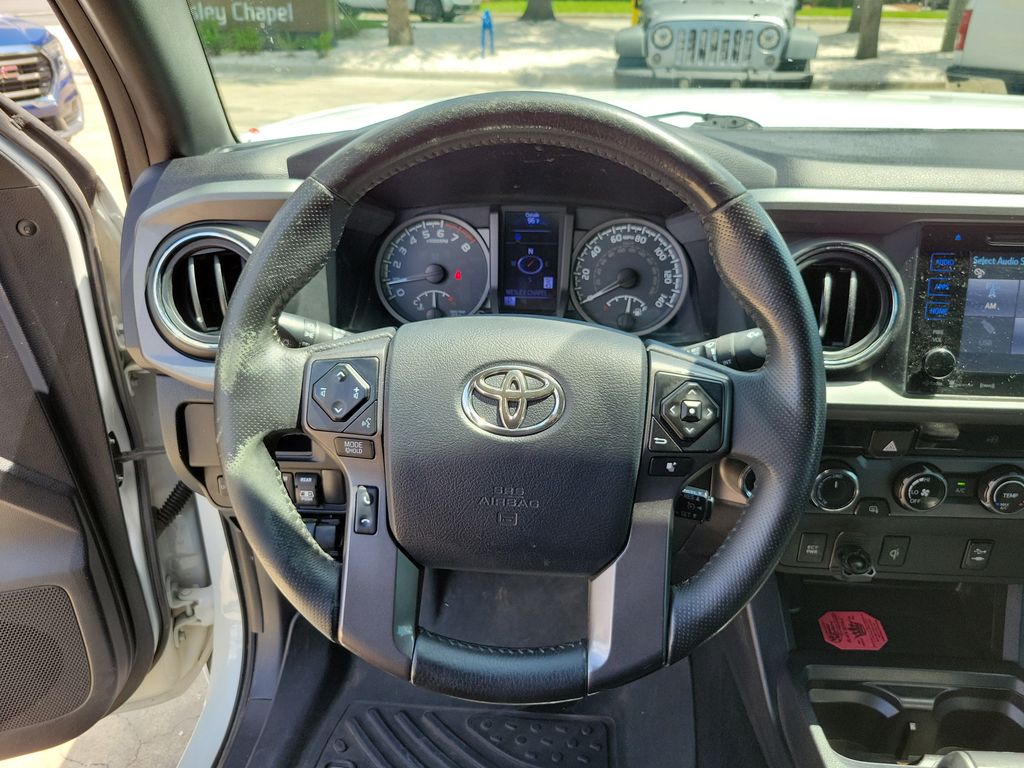 Thumbnail: 2017 Toyota Tacoma - 23