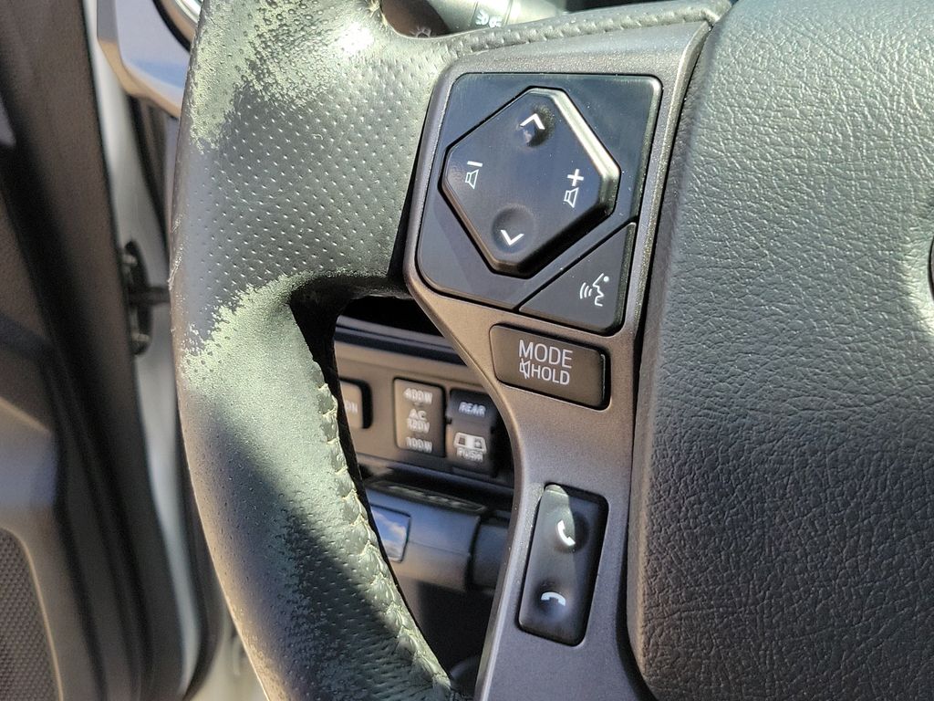 Thumbnail: 2017 Toyota Tacoma - 24