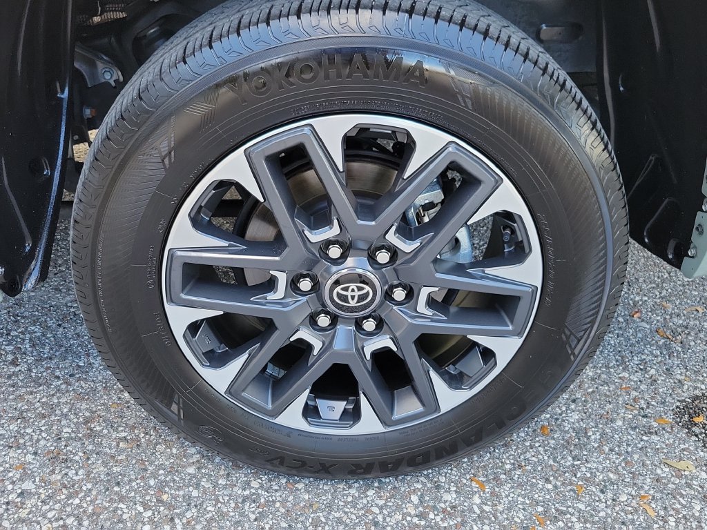 Thumbnail: 2025 Toyota Tundra - 6