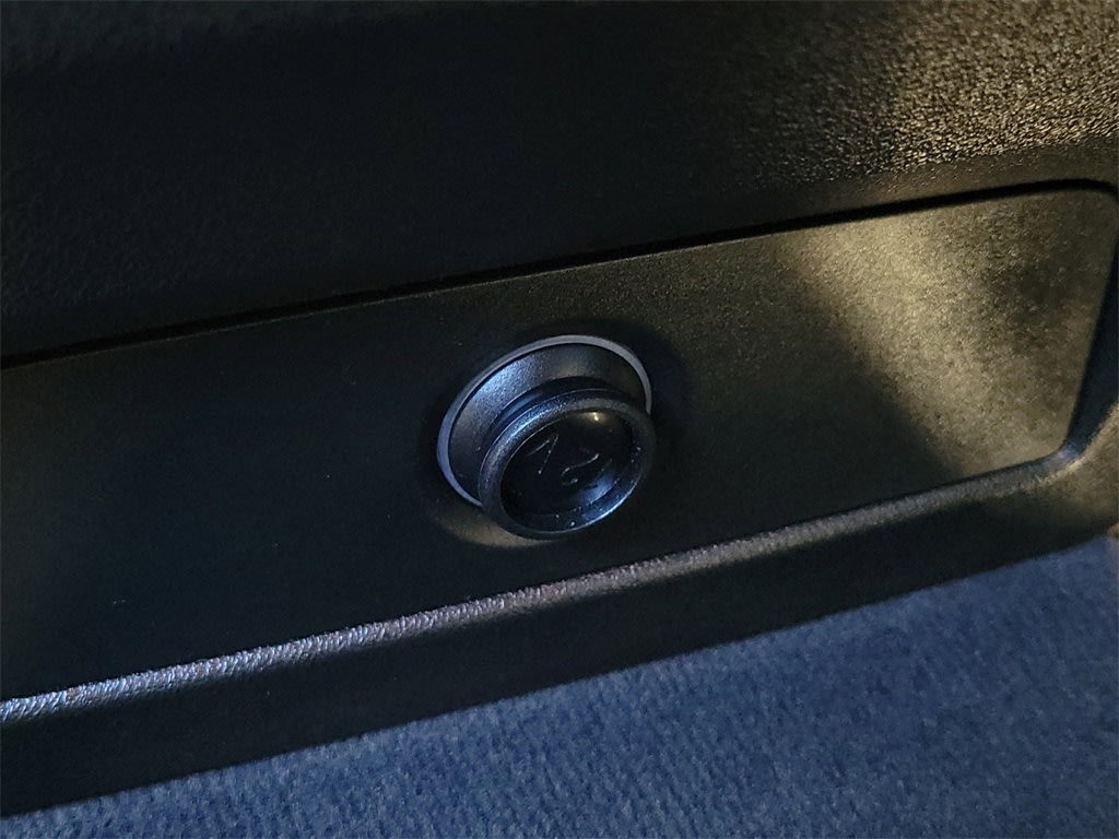 Thumbnail: 2020 BMW X6 - 21