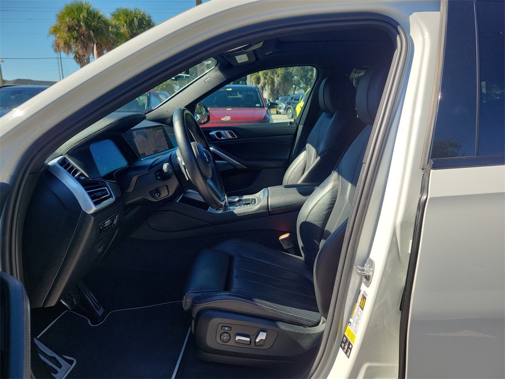 Thumbnail: 2020 BMW X6 - 9